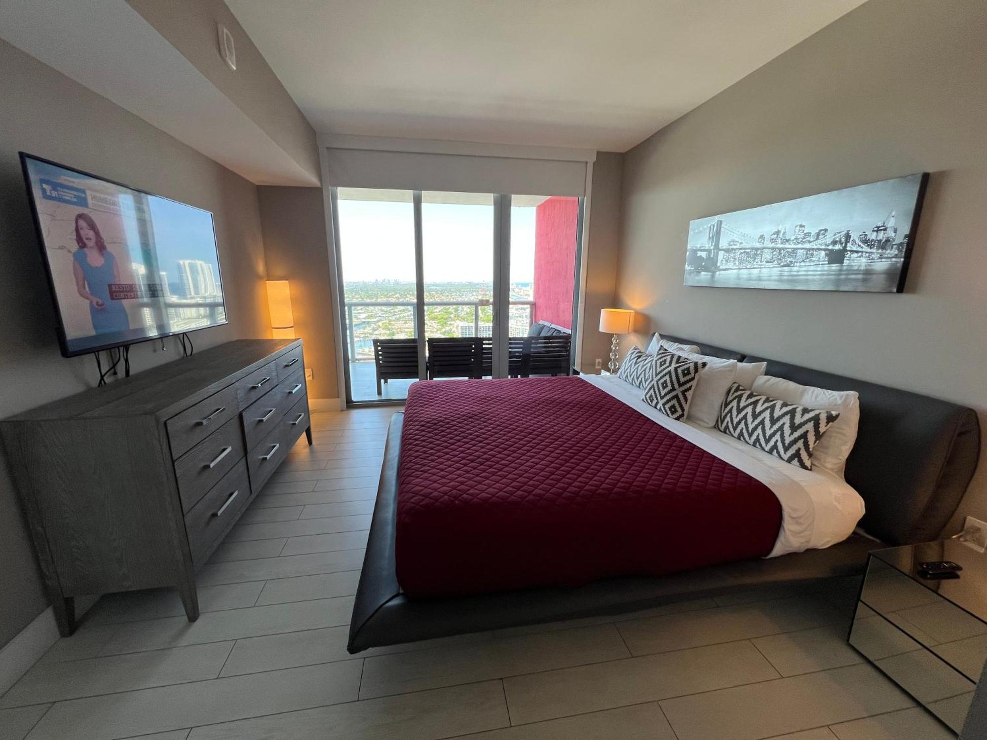 Mvr Apartments At Beachwalk Resort Hallandale Beach Ngoại thất bức ảnh