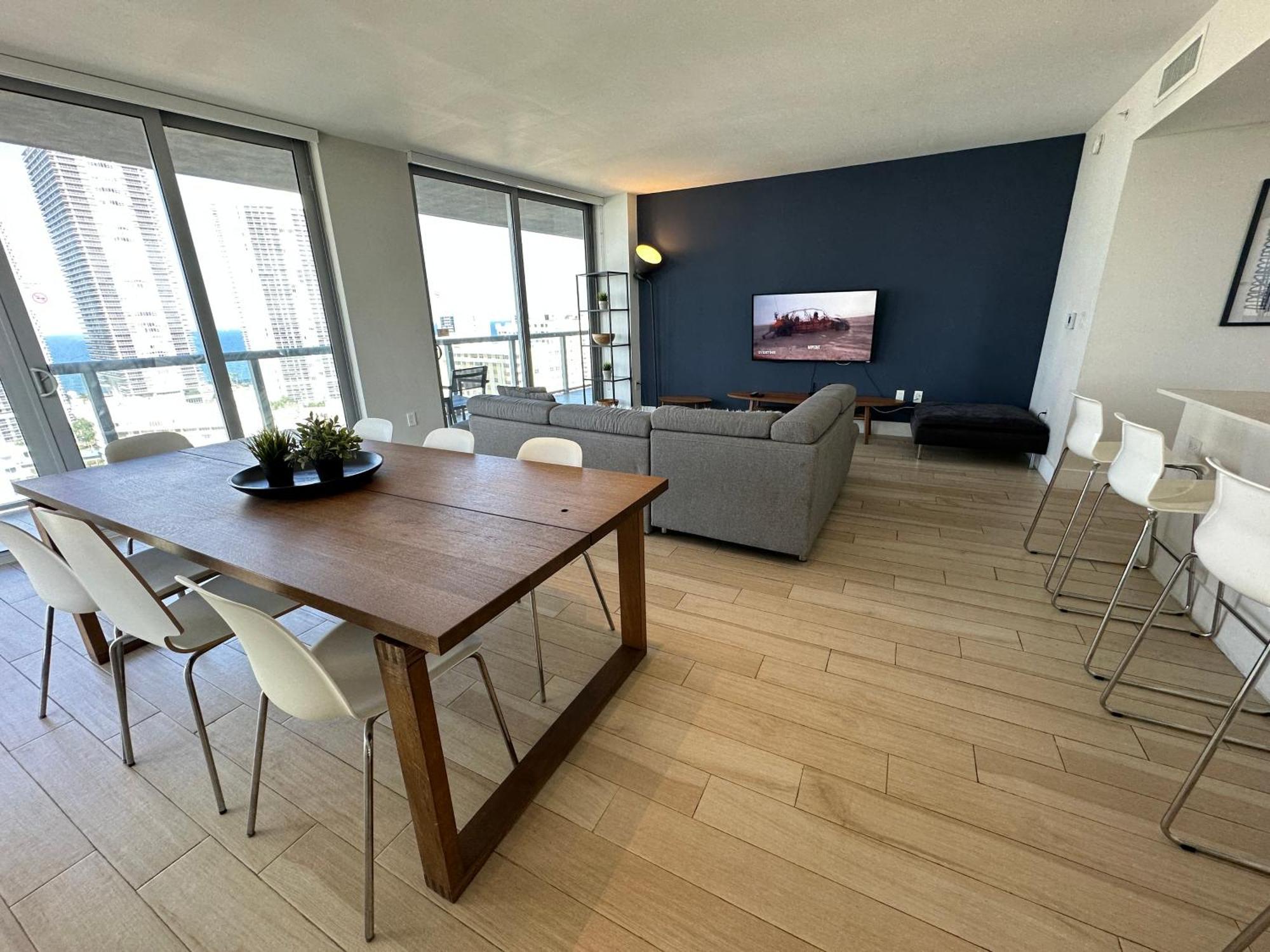 Mvr Apartments At Beachwalk Resort Hallandale Beach Ngoại thất bức ảnh