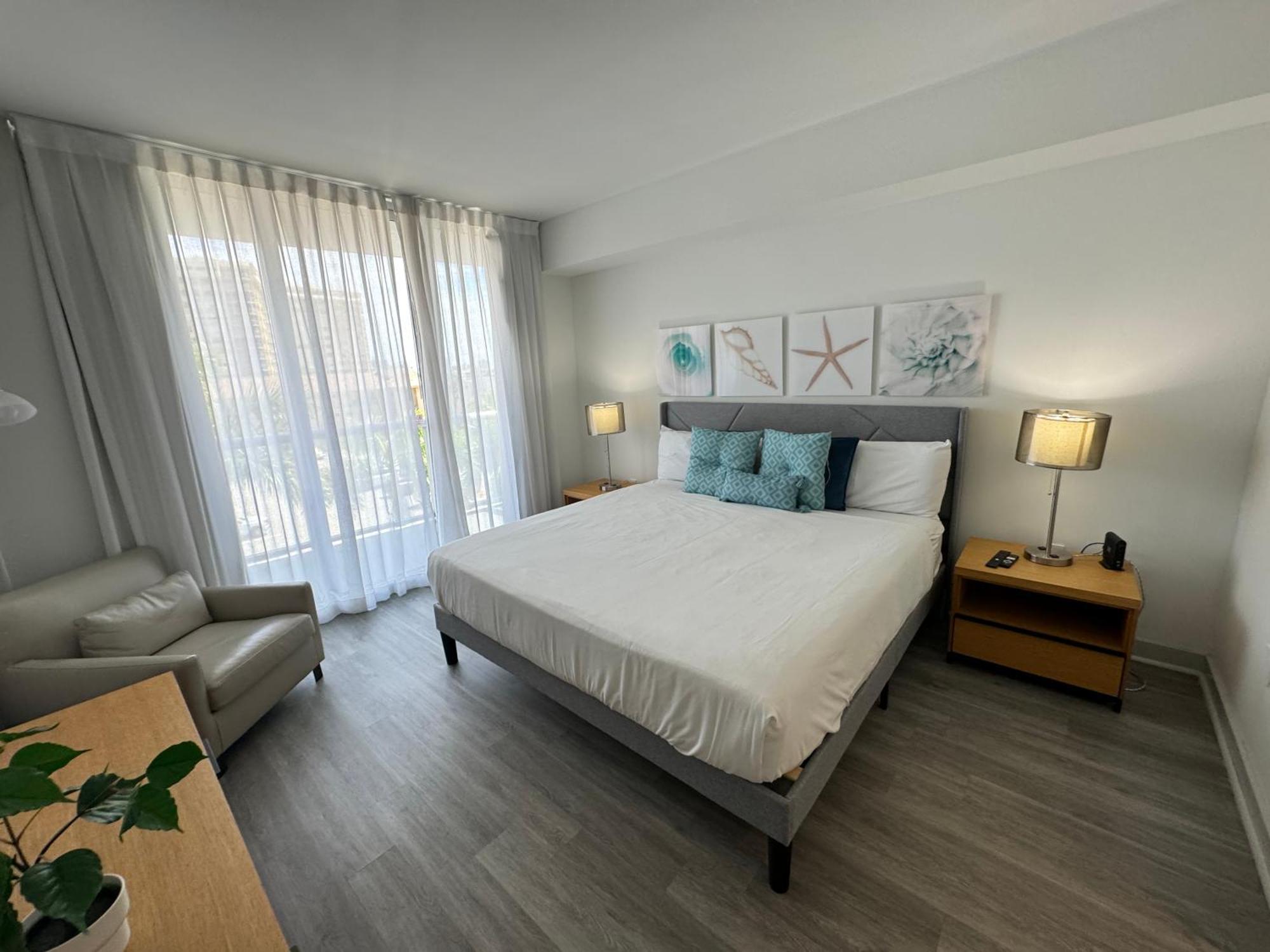 Mvr Apartments At Beachwalk Resort Hallandale Beach Ngoại thất bức ảnh