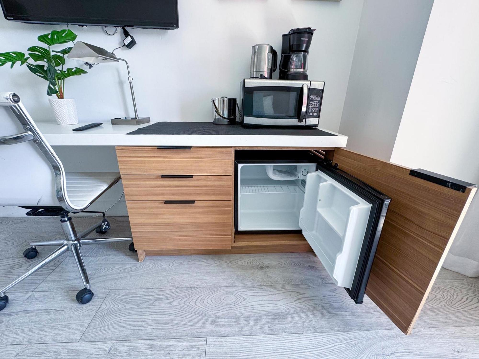 Mvr Apartments At Beachwalk Resort Hallandale Beach Ngoại thất bức ảnh