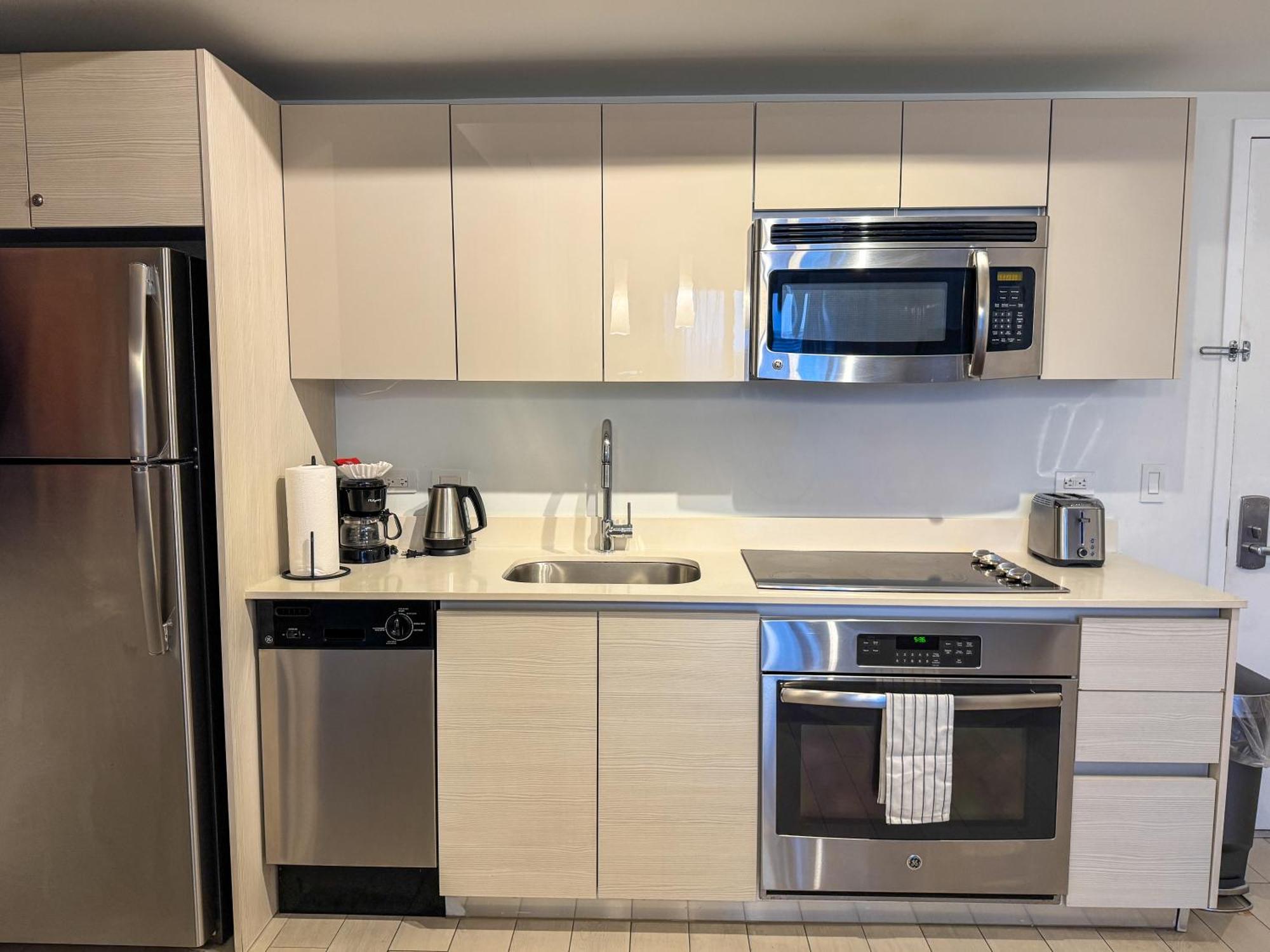 Mvr Apartments At Beachwalk Resort Hallandale Beach Ngoại thất bức ảnh