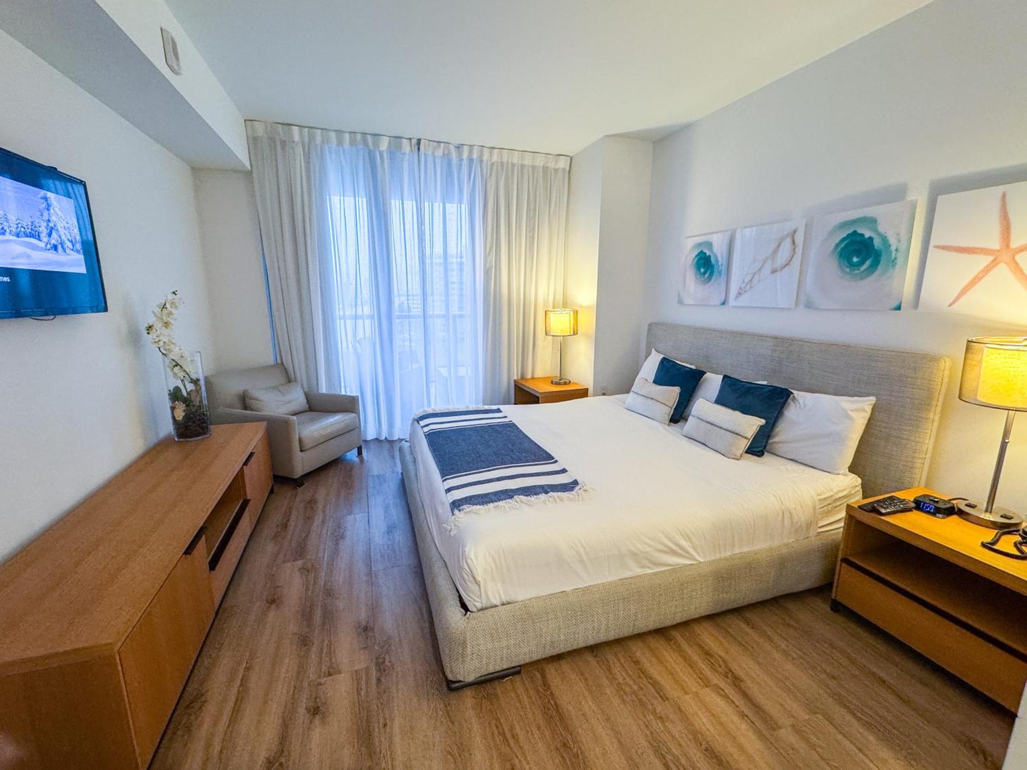 Mvr Apartments At Beachwalk Resort Hallandale Beach Ngoại thất bức ảnh